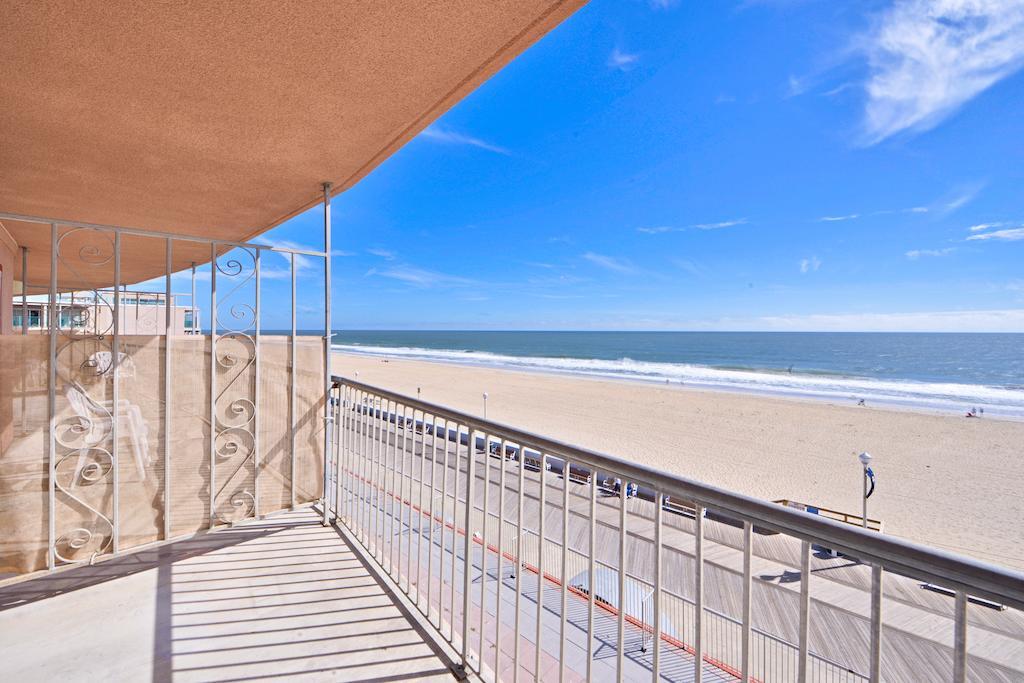 Grand Hotel Ocean City Oceanfront Екстериор снимка